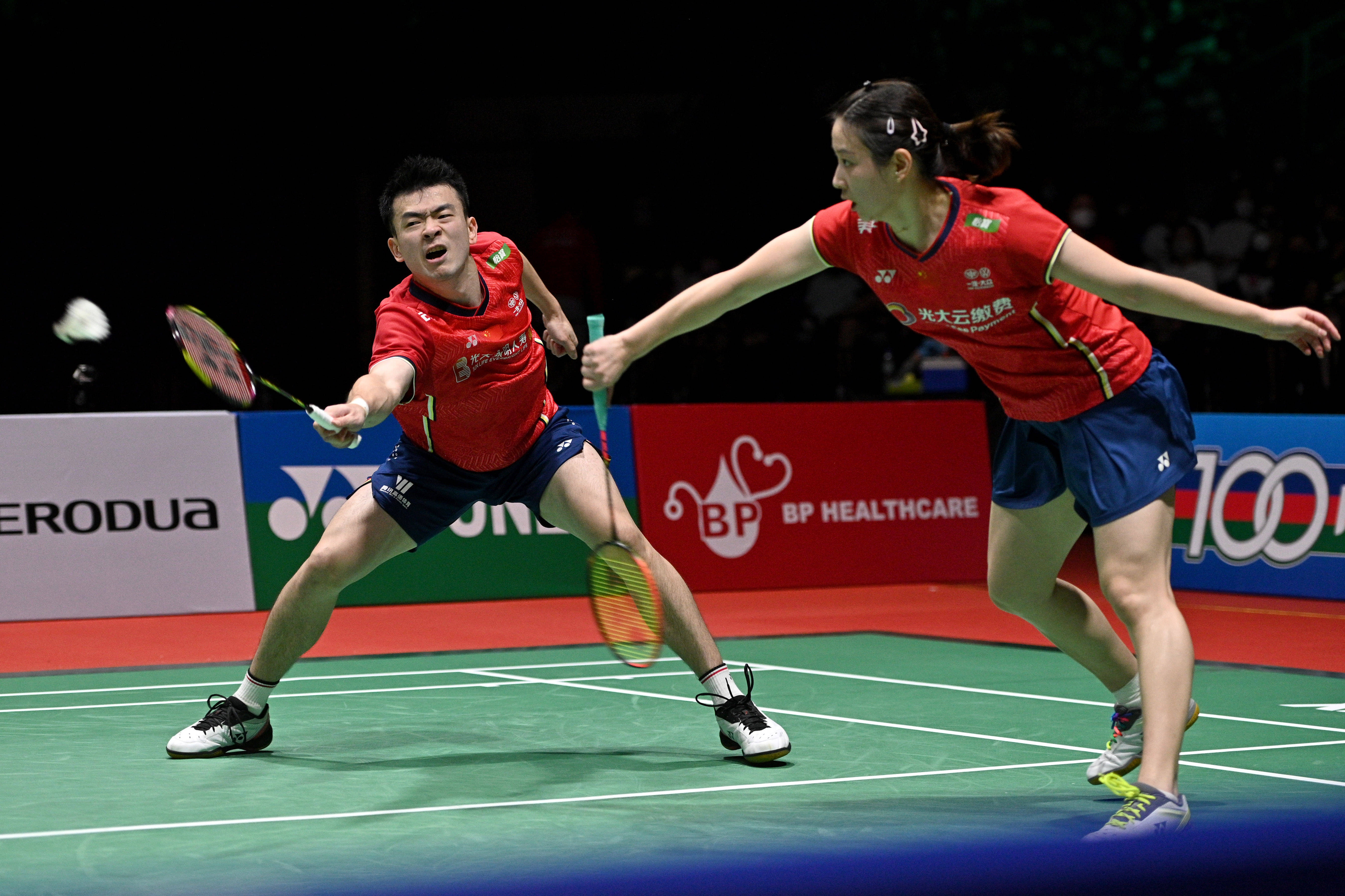 爱游戏在线-马来西亚队横扫泰国队，郑思维统治全场