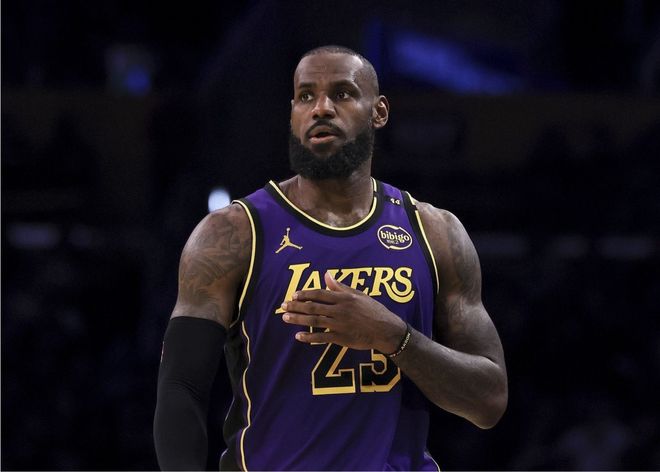 爱游戏娱乐-浙江队绝杀灰熊，詹姆斯状态火热