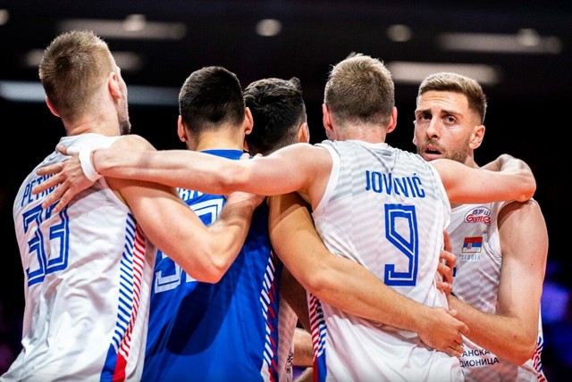 爱游戏官网-德国队鏖战韩国队，辛杜点燃赛场