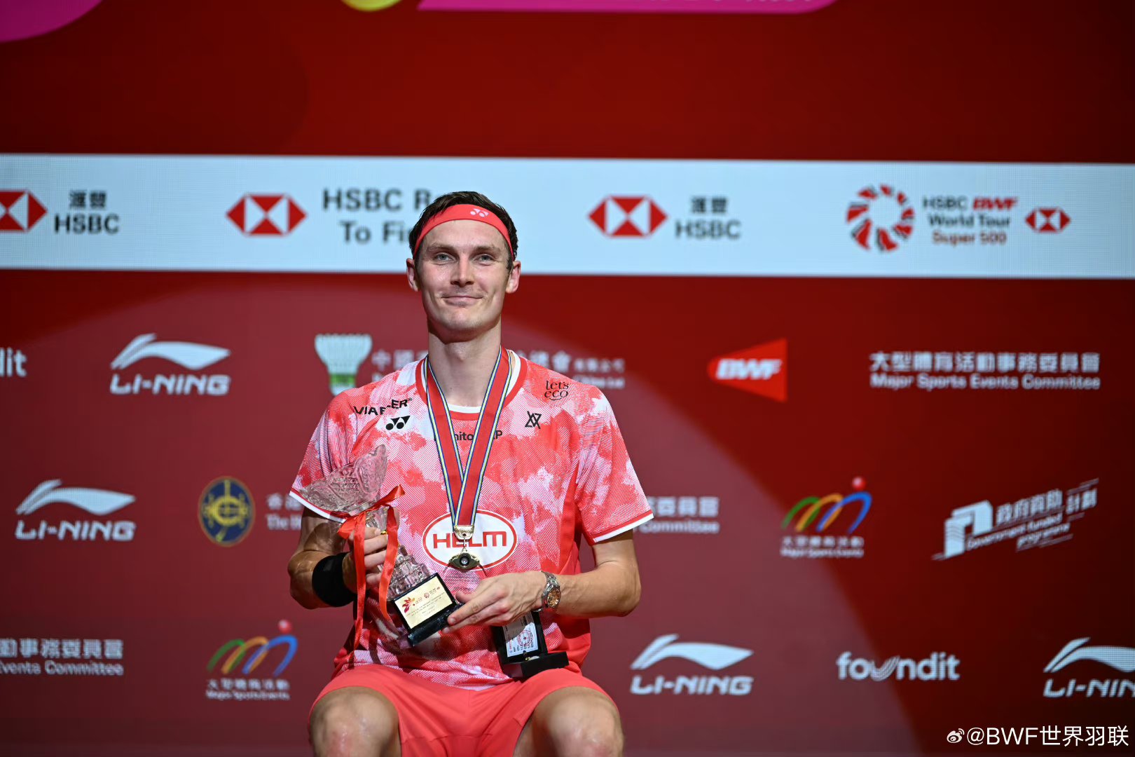 爱游戏官网-泰国队绝杀德国队，安赛龙统治全场